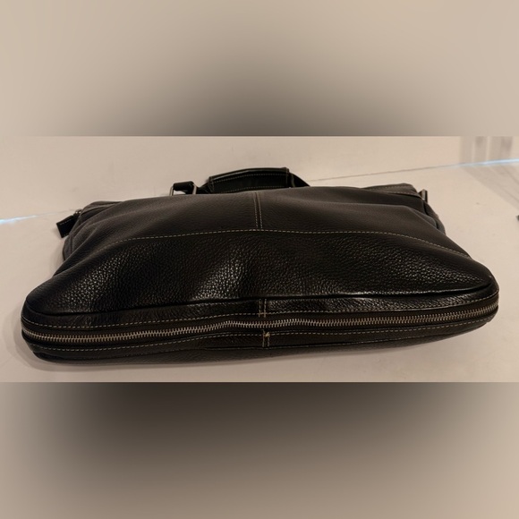 Levenger Dark BROWN Leather Expandable Laptop Messenger Bag Fits 16 In Computer - Picture 7 of 16